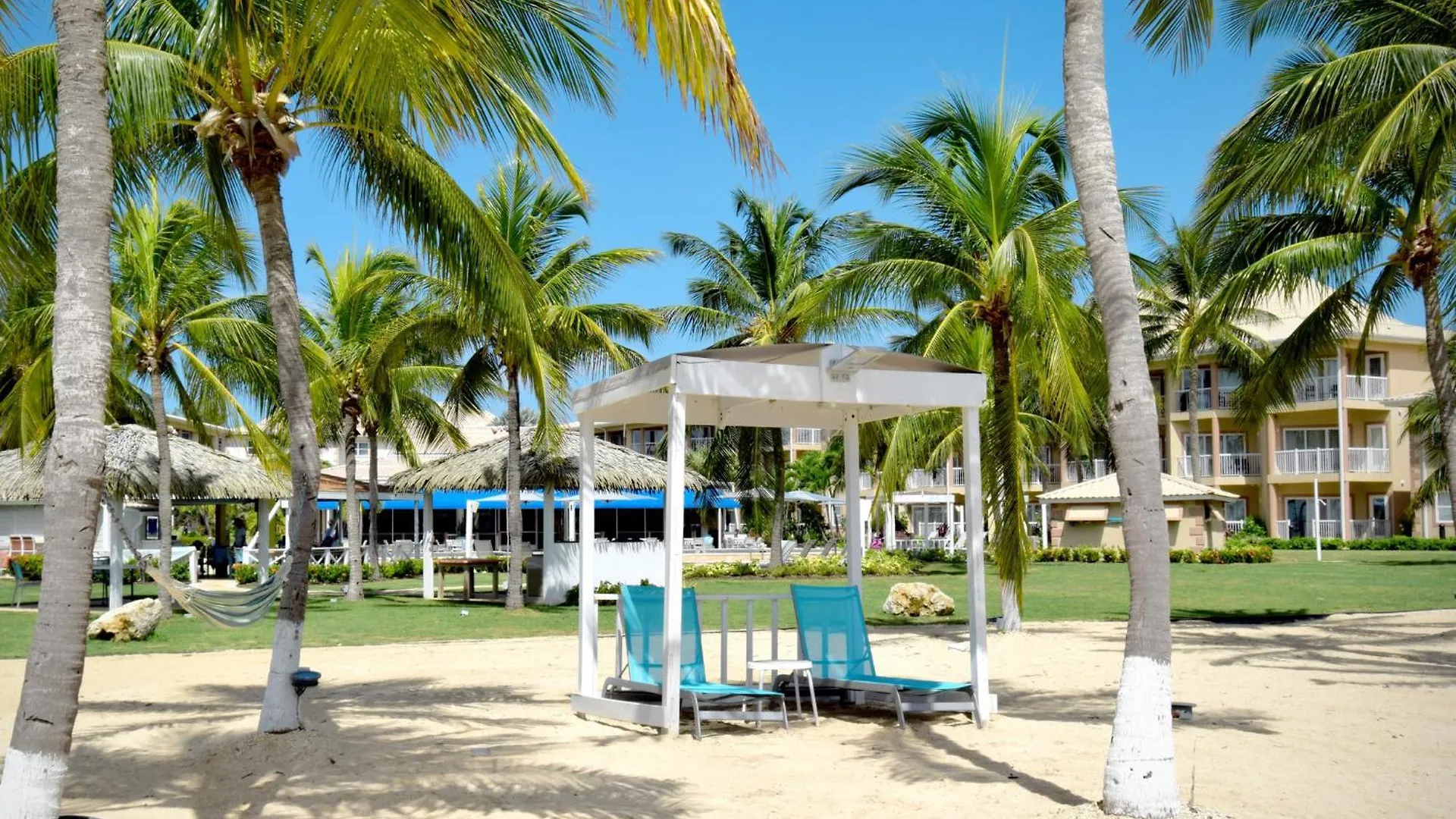 Holiday Inn Resort Grand Cayman By Ihg (Adults Only) West Bay 3*,